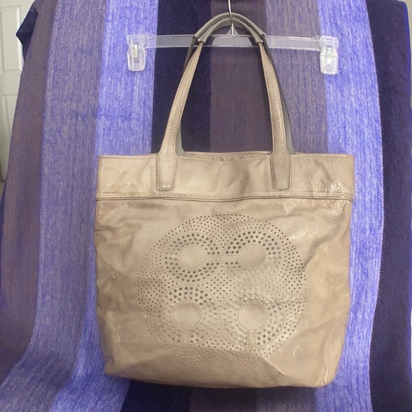 Coach Handbags - NWOT Coach tote bag. Reasonable Offers welcome!